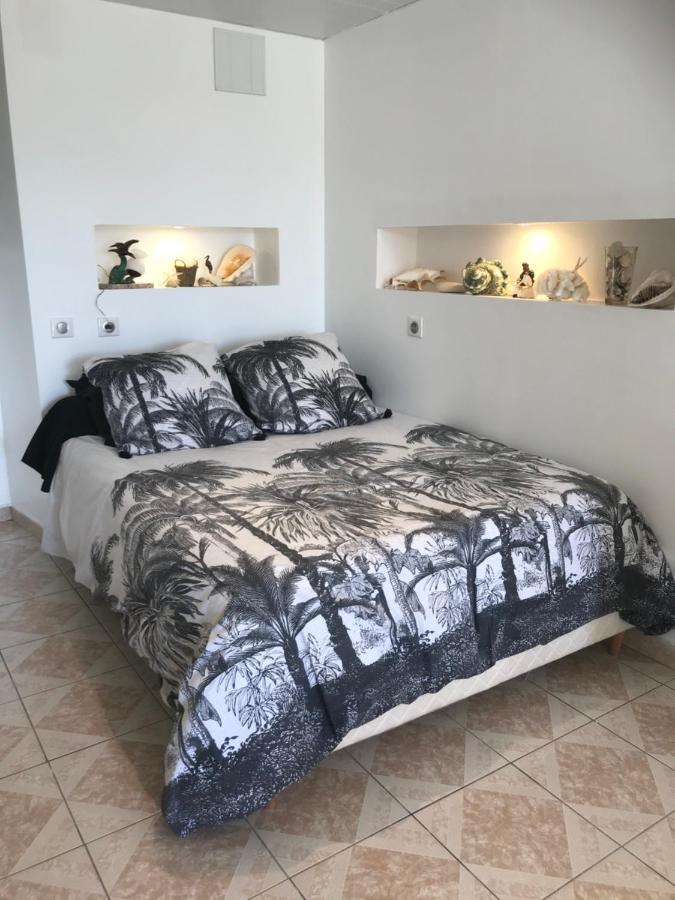 Charmant Studio meublé Montignac-Charente Esterno foto
