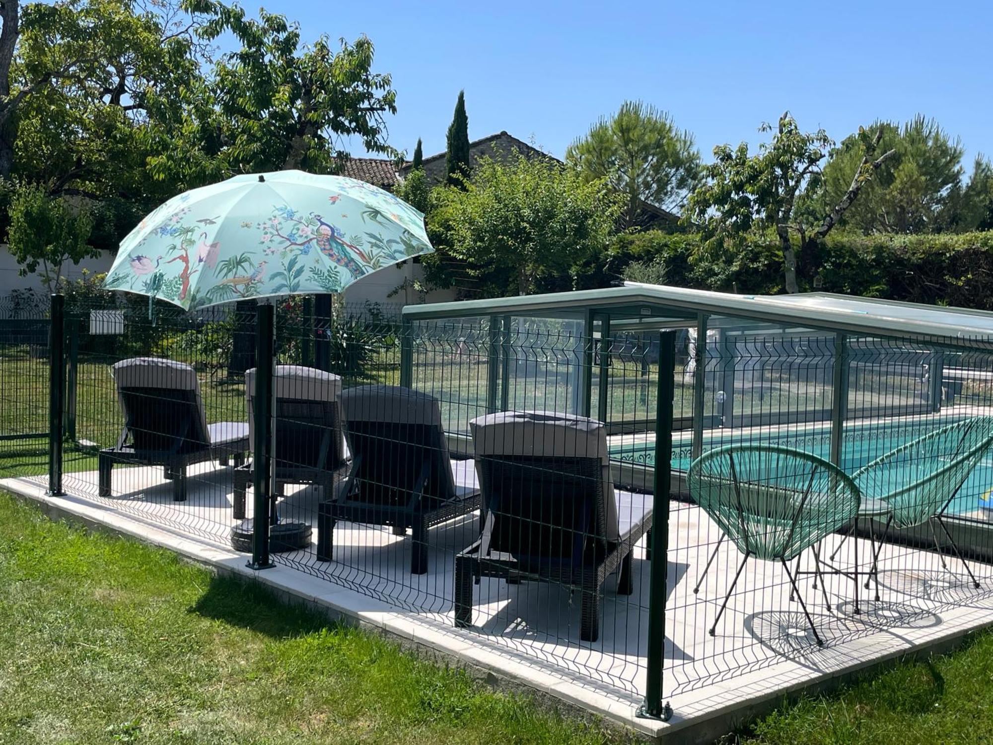 Charmant Studio meublé Montignac-Charente Esterno foto